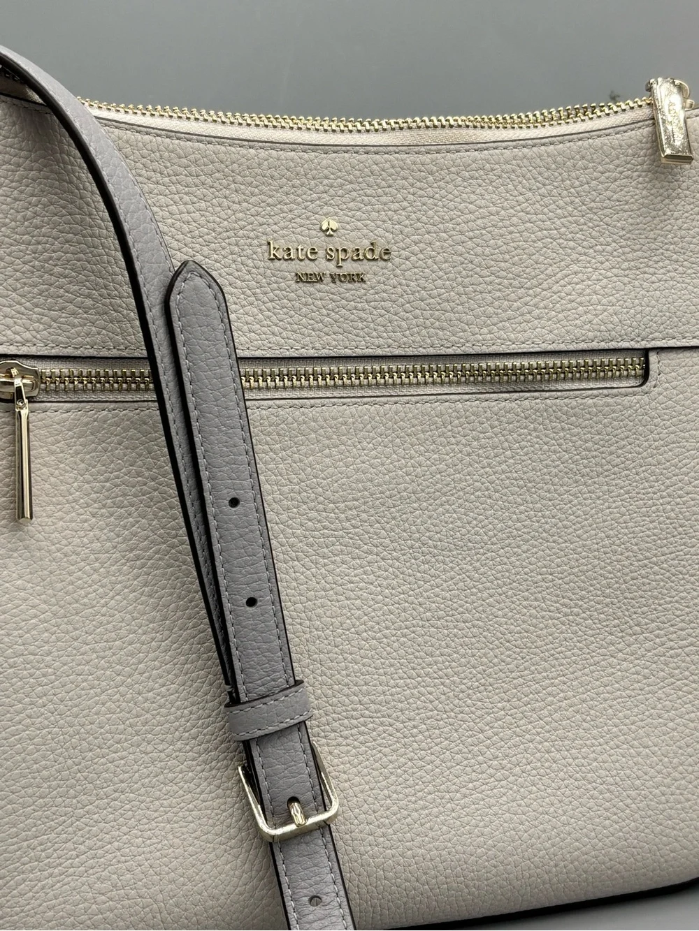 kate spade New York Pebbled Leather Crossbody Bag in Light Gray